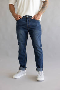 Weatherproof Vintage Athletic Tapered Jeans for Men in Moss Fade