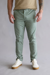 Weatherproof Vintage Flat Front Chino Pants for Men in Hillside Green