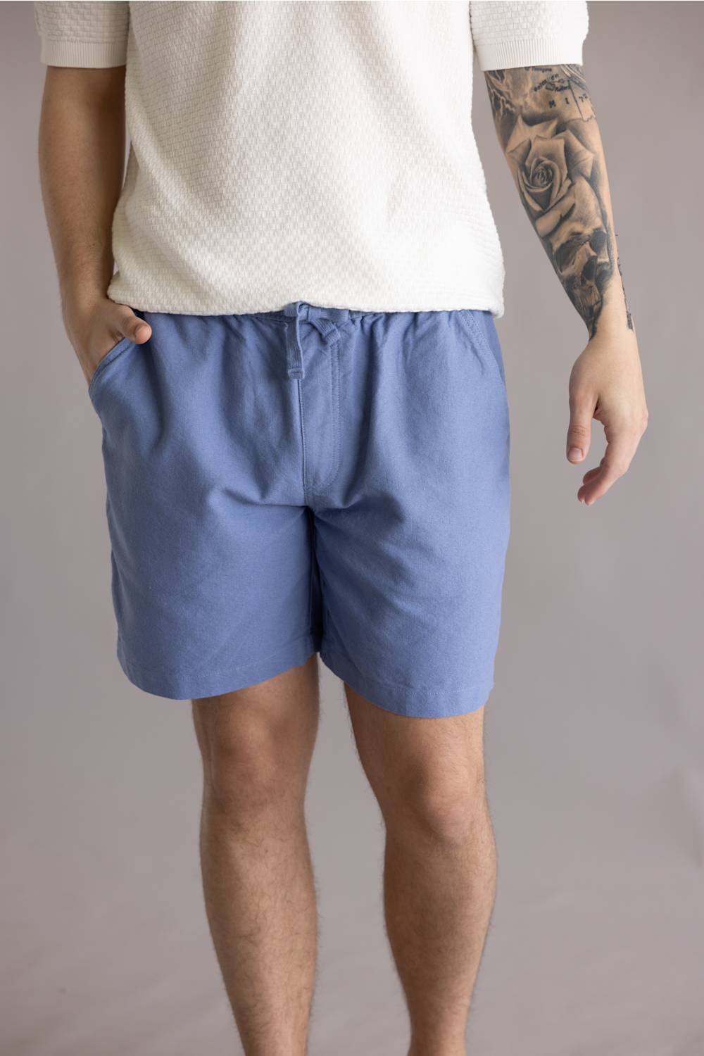 Weatherproof Vintage Linen Shorts for Men in Infinity Blue