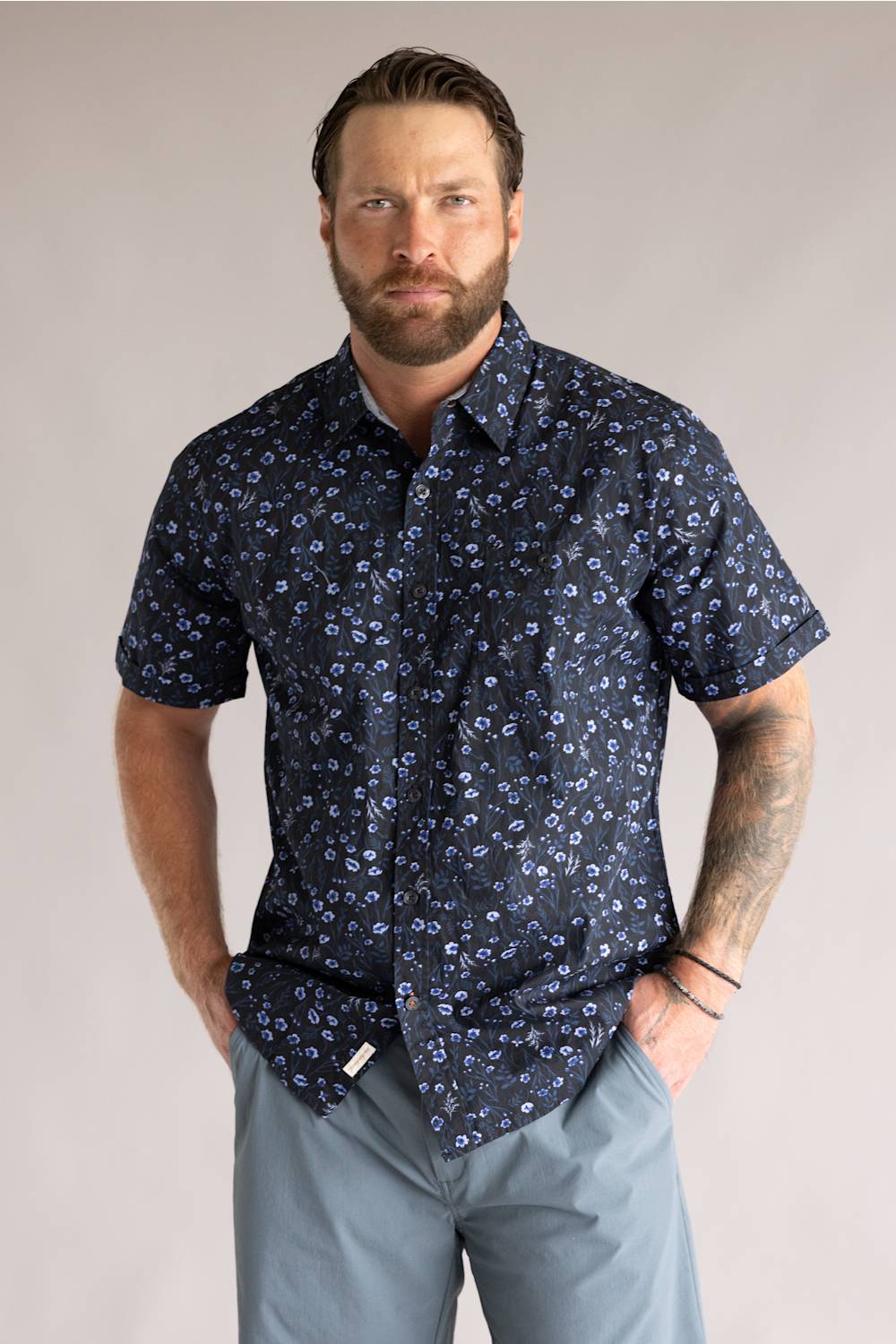 Weatherproof Vintage Poplin Button Up Shirt for Men in Poseidon Blue