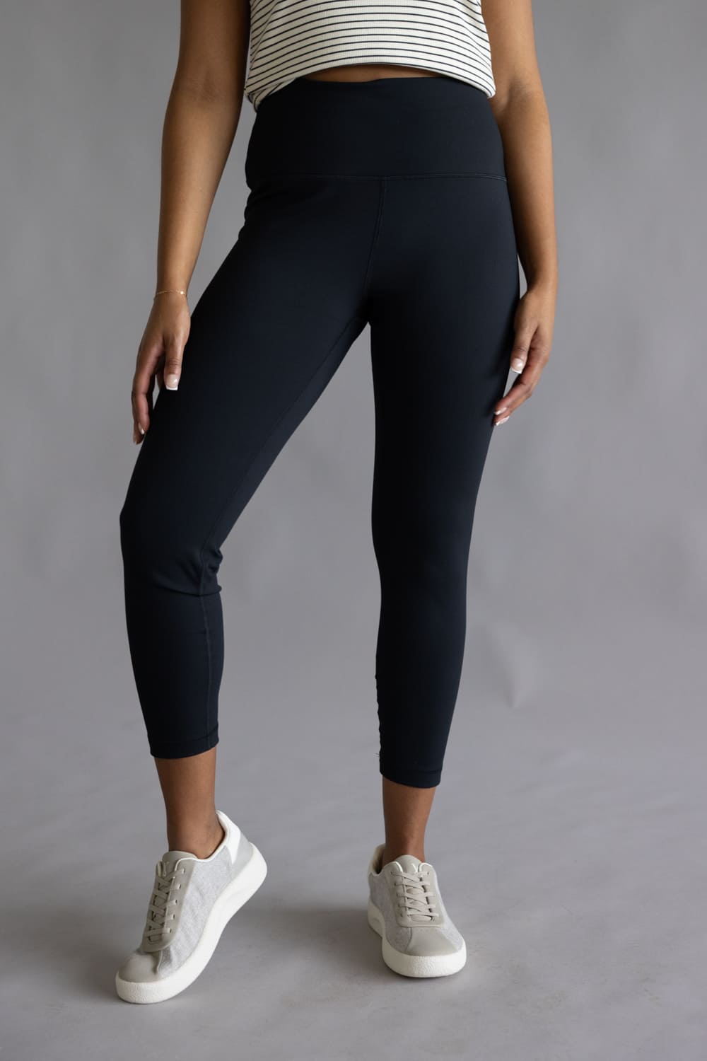 Wonderlink Everyday Seamed Leggings for Women in Black