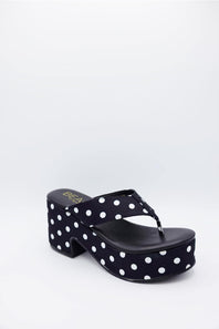 Beach by Matisse Bonnie Platform Sandals for Women in Black/White
