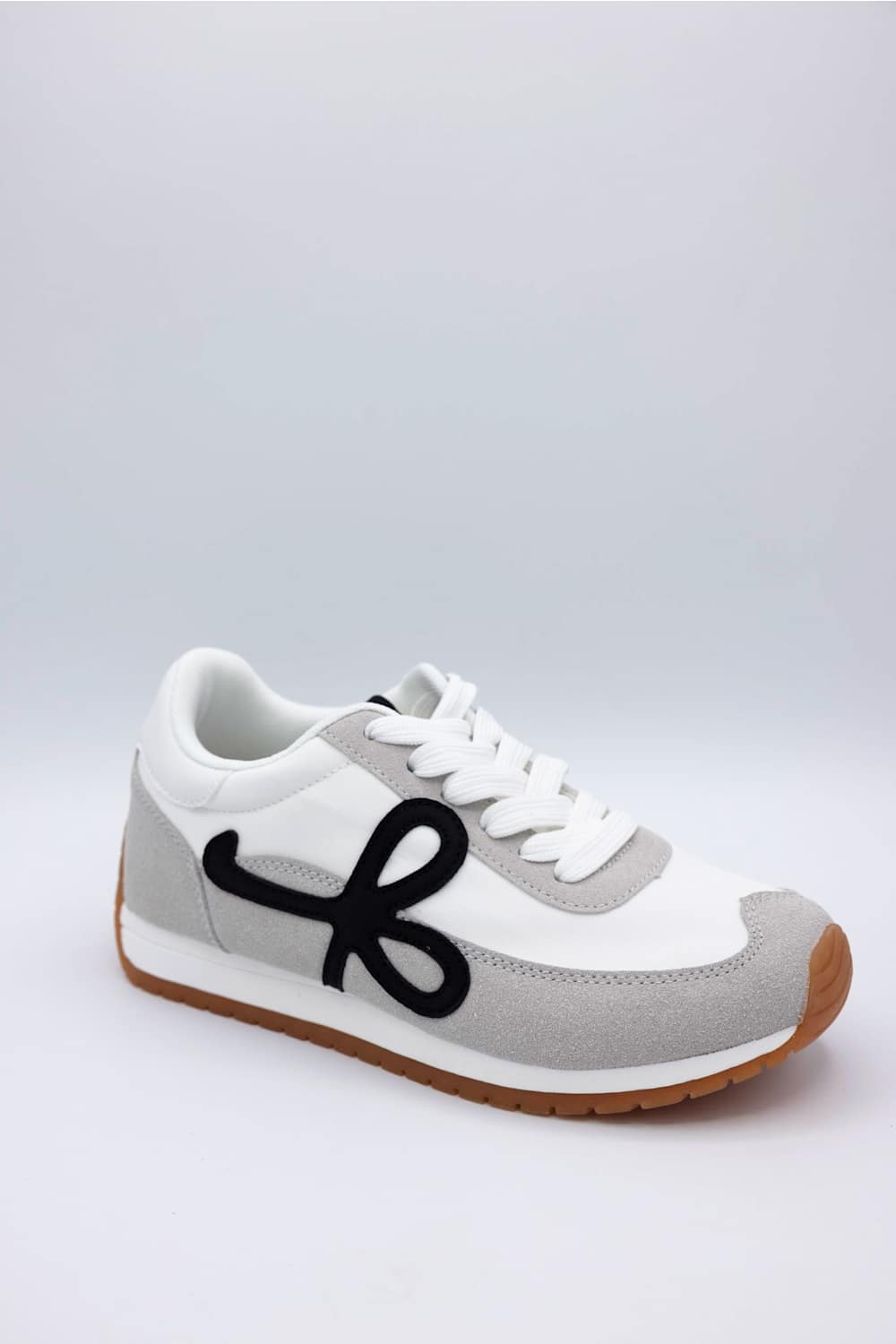 berness-sneaker-simone
