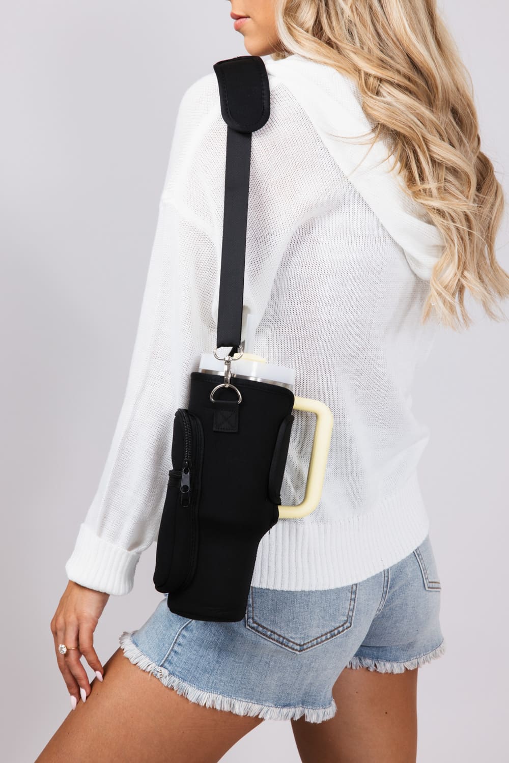 40oz Tumbler Crossbody Carrier in Black