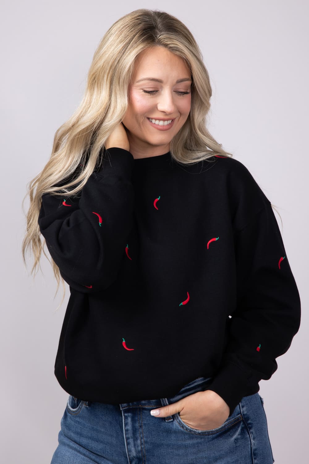 1897 Active Embroidered Chili Peppers Fleece Sweatshirt for Women in Black