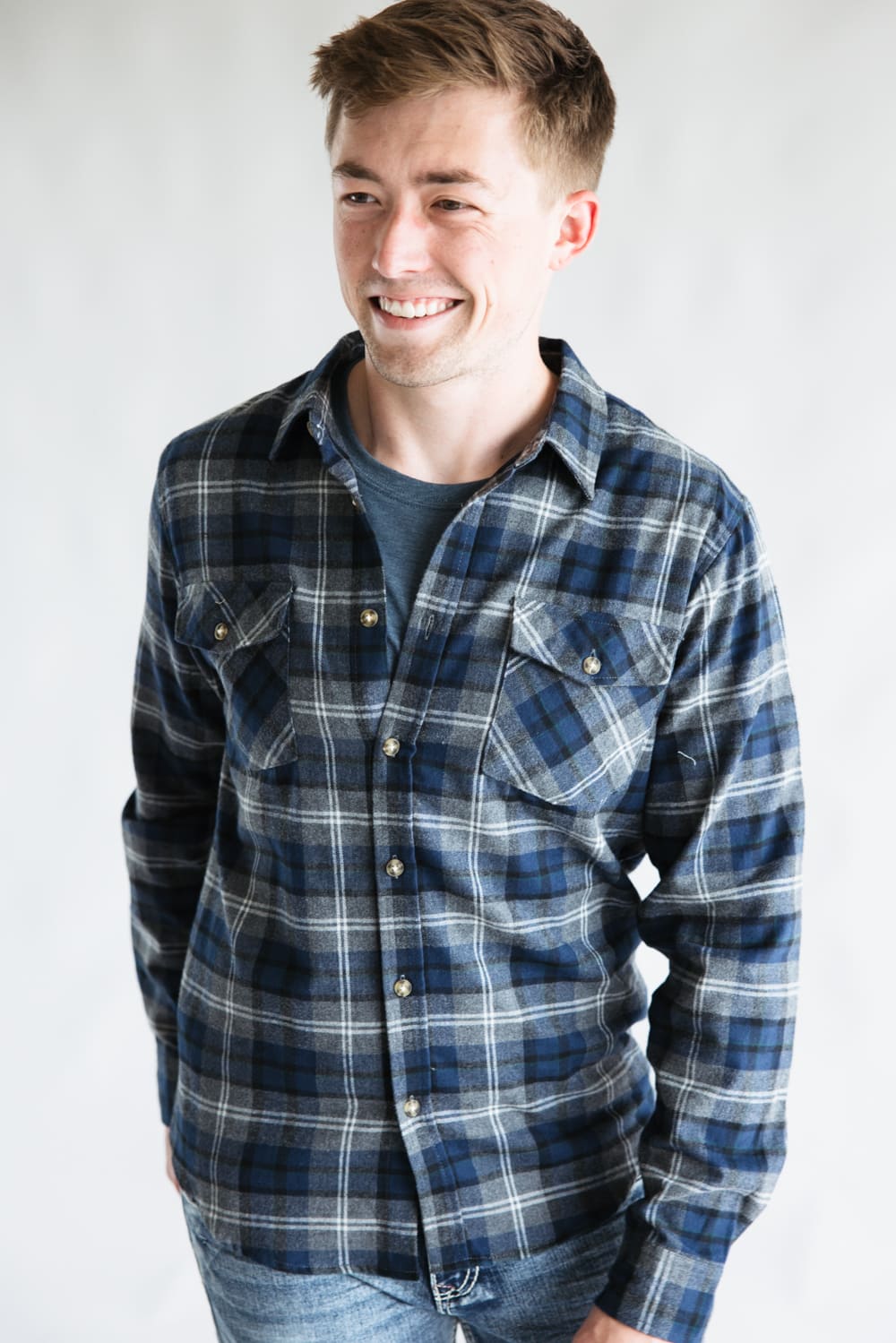 1897 Original Plaid Flannel Shirt for Men in Navy | 7WV7260M-NAVY