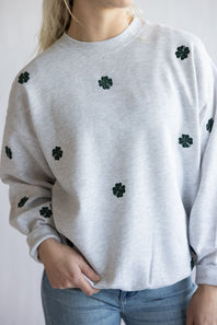 1897 Active Embroidered Four Leaf Clovers Fleece Sweatshirt for Women in Grey