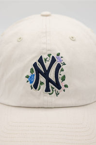 '47 New York Yankees Bryony Clean Up Hat in Bone