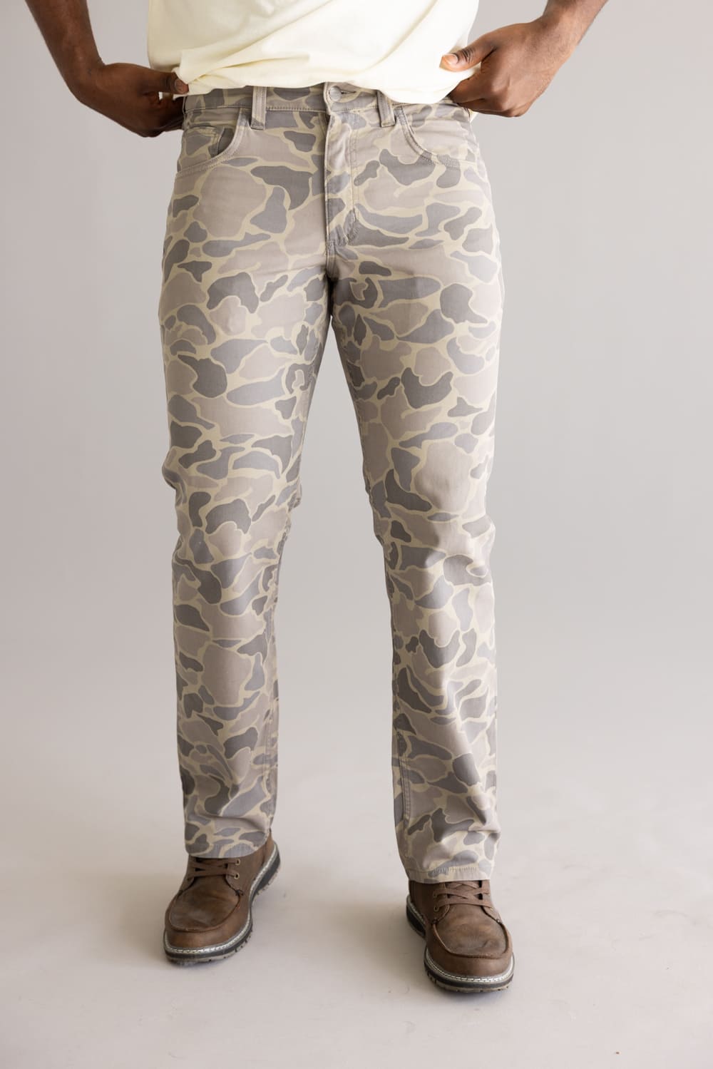 Carhartt Relaxed Straight Rigby Pants for Men in Camo