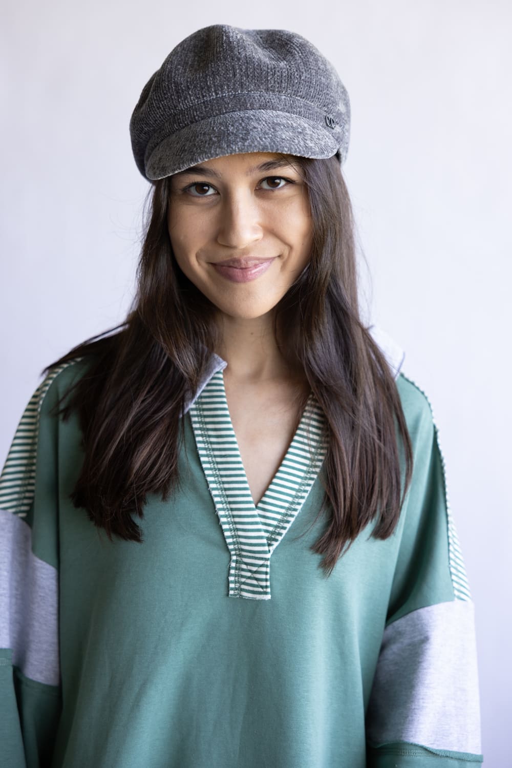 C.C. Newsboy Cap for Women in Grey Knit | NCC0124DGR – Glik's