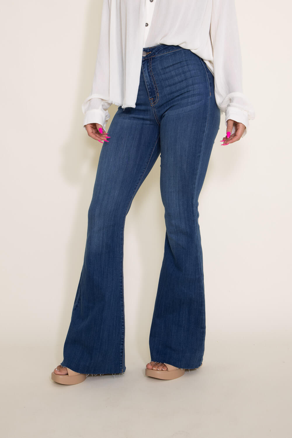https://www.gliks.com/cdn/shop/files/002-Cello-High-Rise-Super-Flare-Jeans-for-Women-WV36808M-2.jpg?v=1684165903