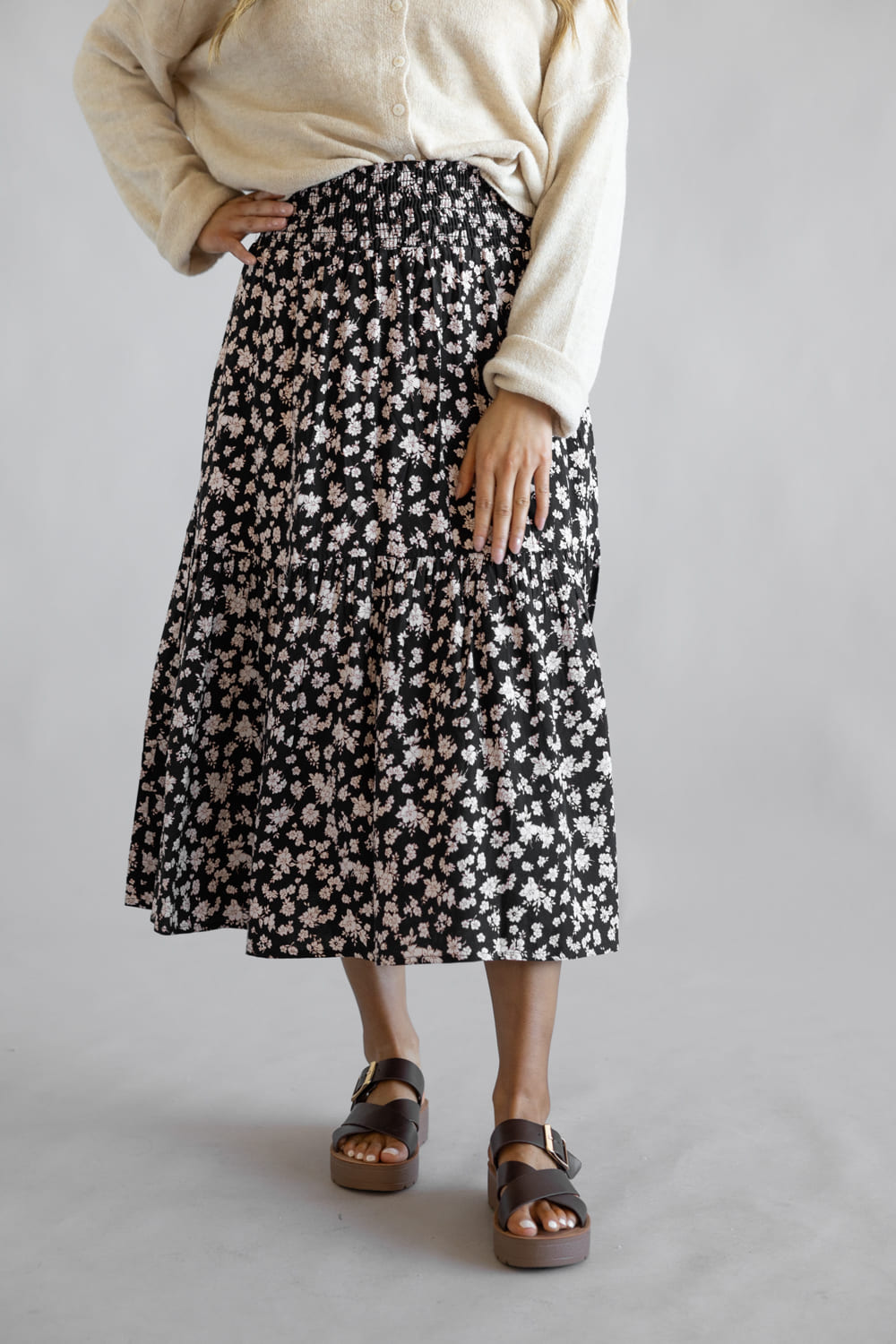 Ditsy Floral Tiered Smocked Waist Midi Skirt for Women in Black/Taupe
