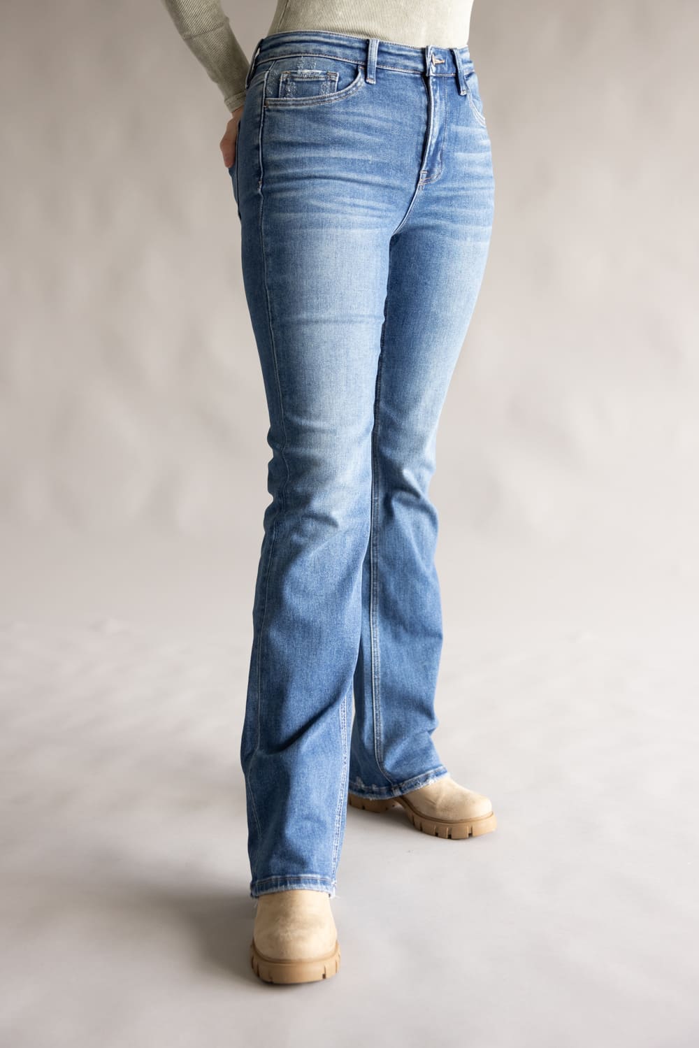 001-FLYING-MONKEY-PLASTIC-HR-MED-WASH-BOOTCUT-CLEAN-F6081