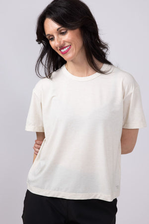 (取寄) フリーフライ レディース エレベート ライトウェイト ティー Free Fly women Elevate Lightweight Tee Heather Birch Women's Elevate Lightweight Tee - Heather Birch – Free Fly