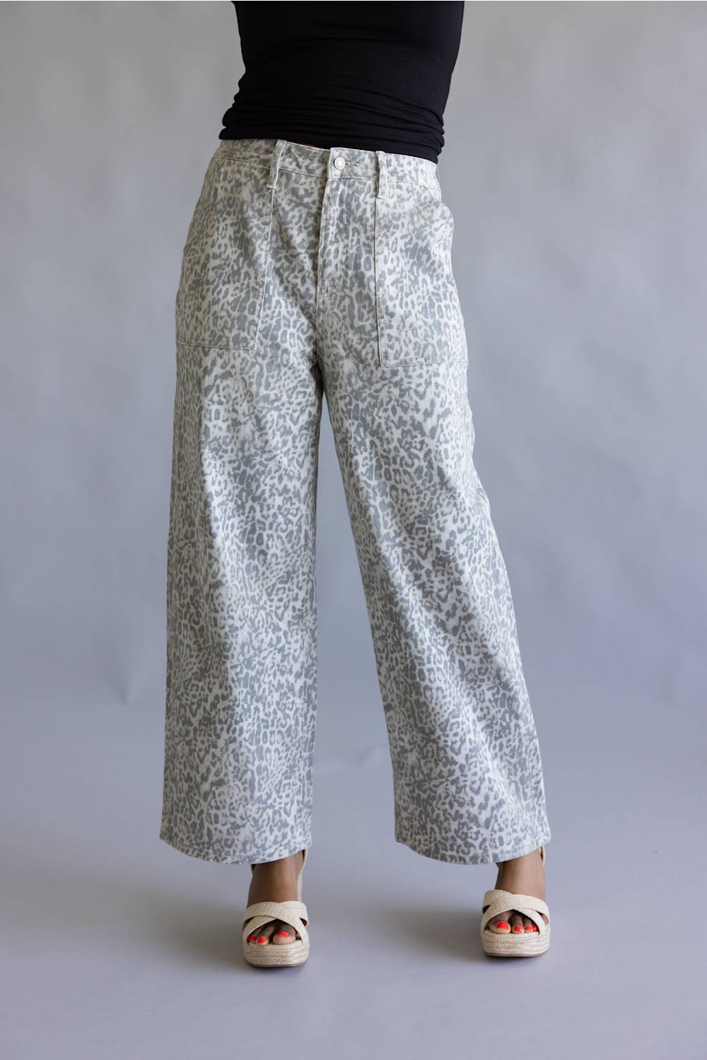 Vervet High Rise Baggy Wide Jeans for Women in Leopard