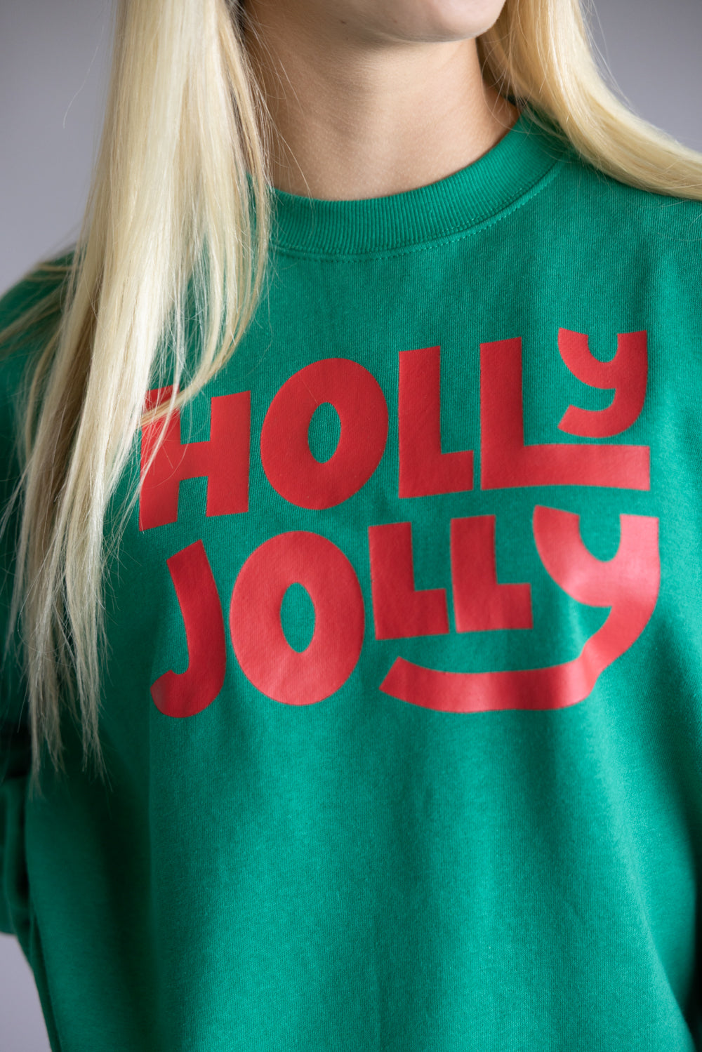 1897 Active Holly Jolly Fleece Print Fleece Sweatshirt for Women in Kelly Green