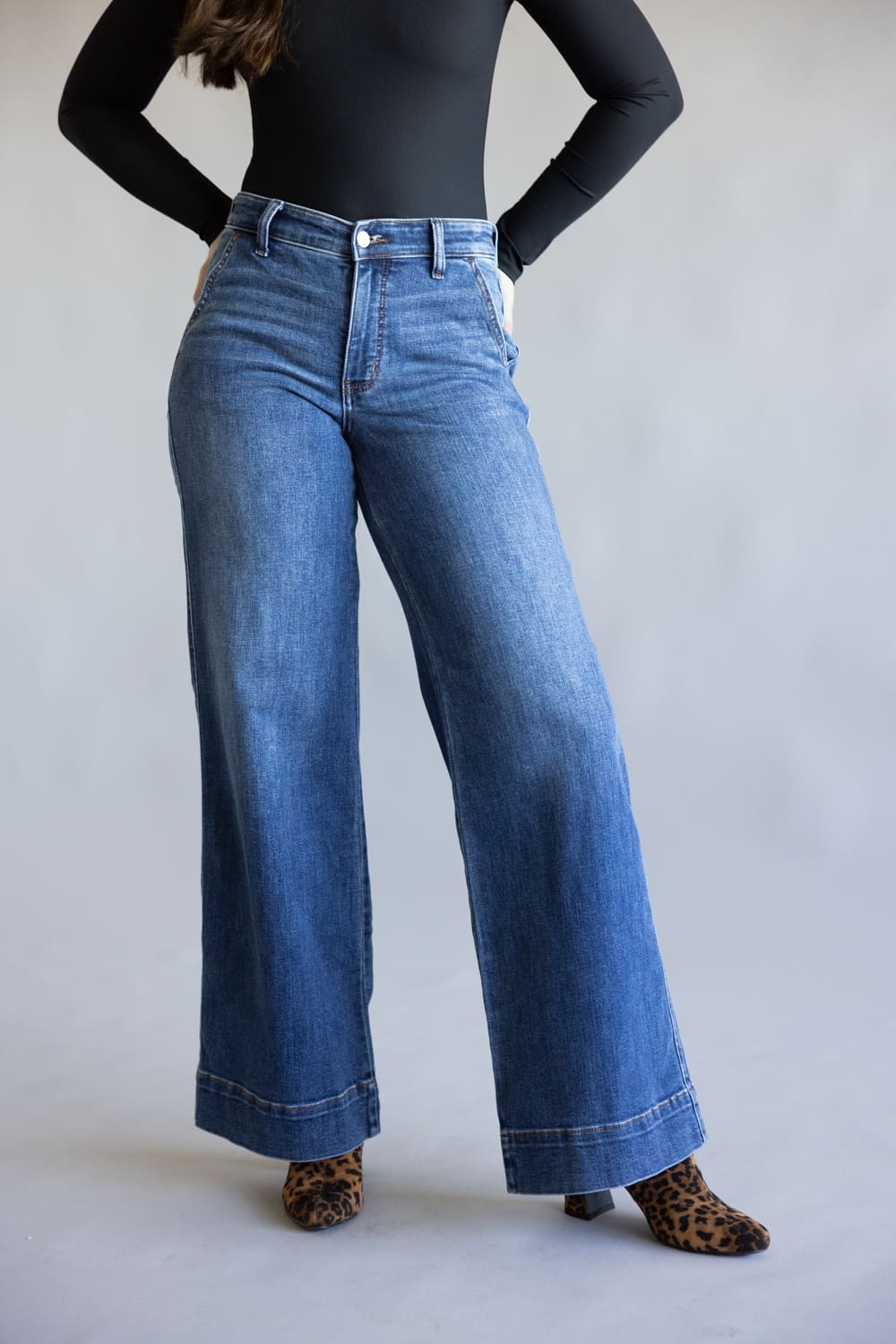 Judy Blue Mid Rise Retro Wide Leg Jeans for Women