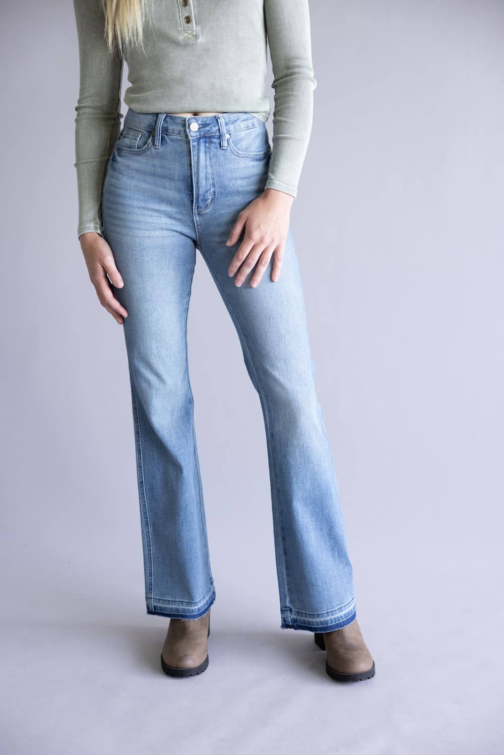 Judy Blue Mid-Rise Slim Bootcut Jeans for Women