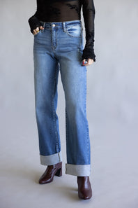 001-KANCAN-HIGH-RISE-DARK-WASH-CUFFED-WIDE-LEG-CLEAN-JEANS-KC20083M