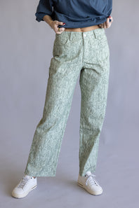001-LELIS-MIDRISE-TREE-CAMO-WIDE-LEG-PANT-IP5560-5-SAGECAMO