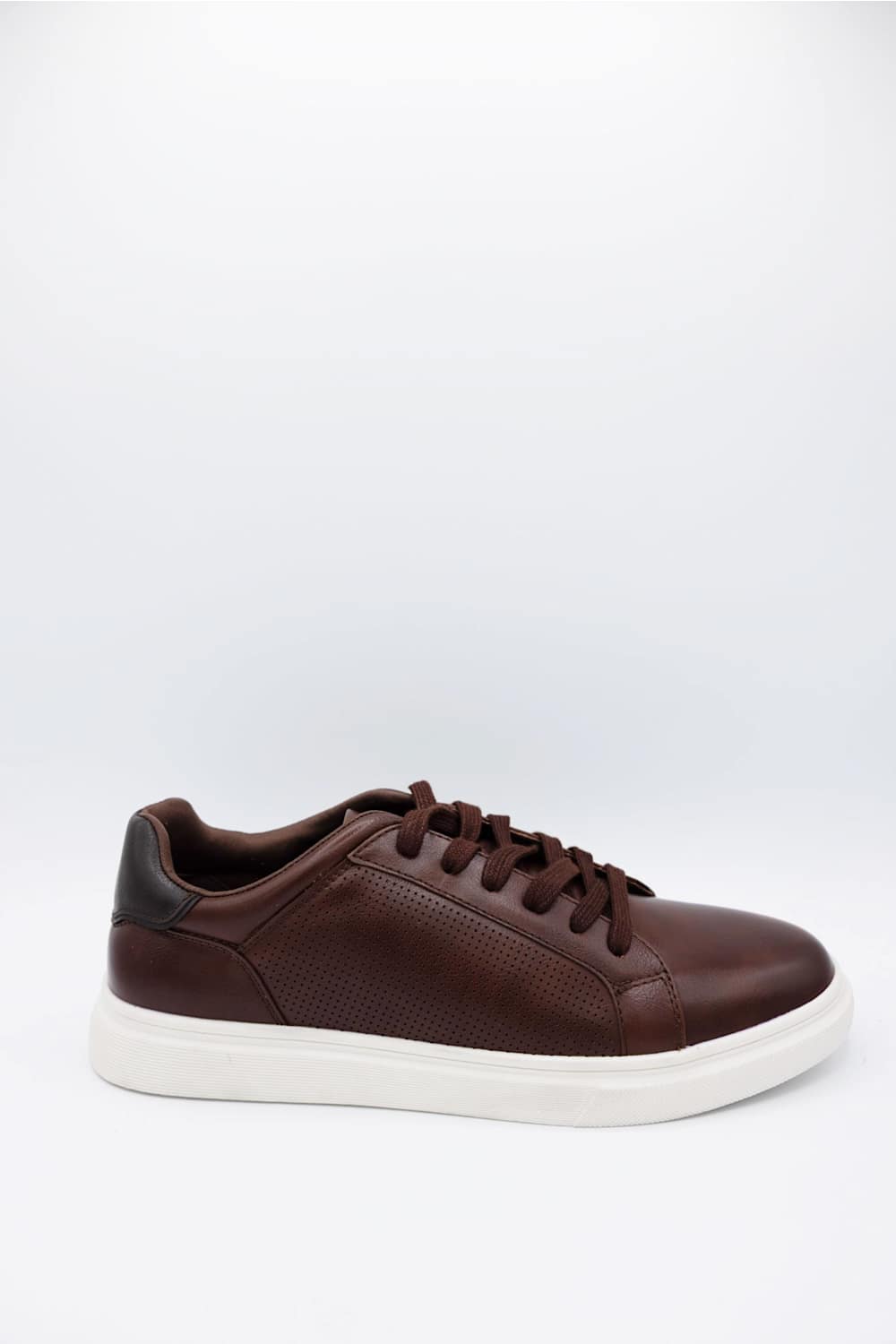 Steve Madden Philip Lace Up Sneakers for Men in Brown