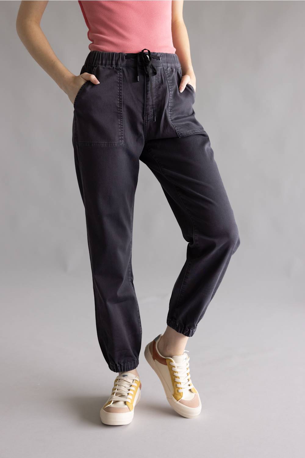 Mica Cropped Jogger Pants for Women in Black | MDP-G3164AG-HRBLACK