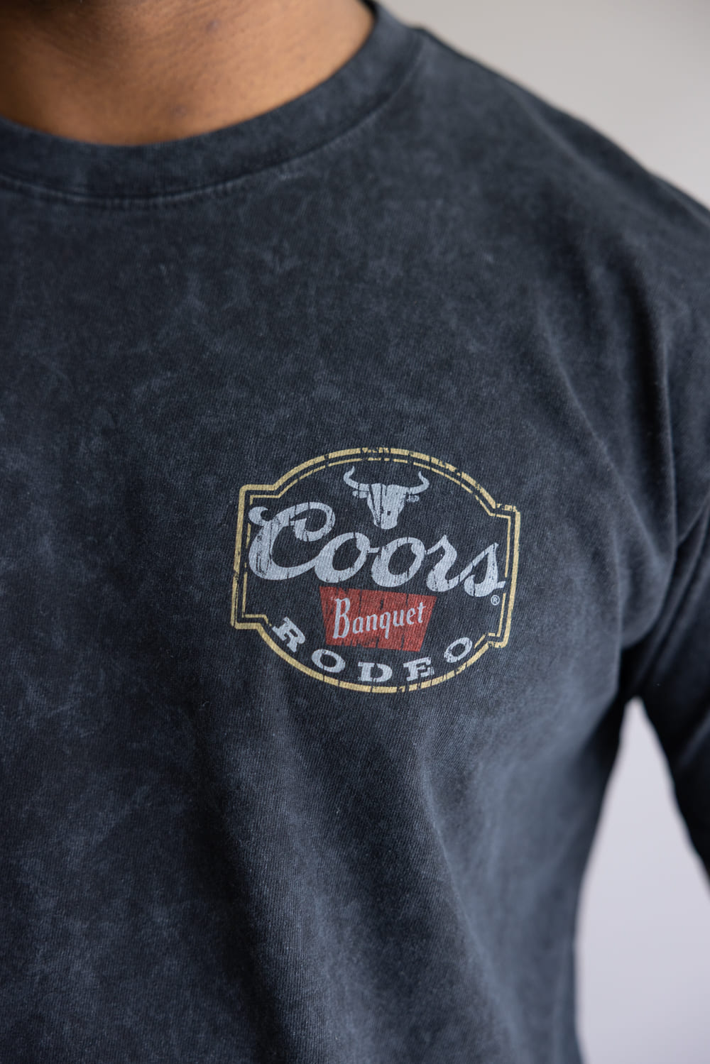 Mineral Wash Coors Rodeo Steer Head T-Shirt for Men in Black