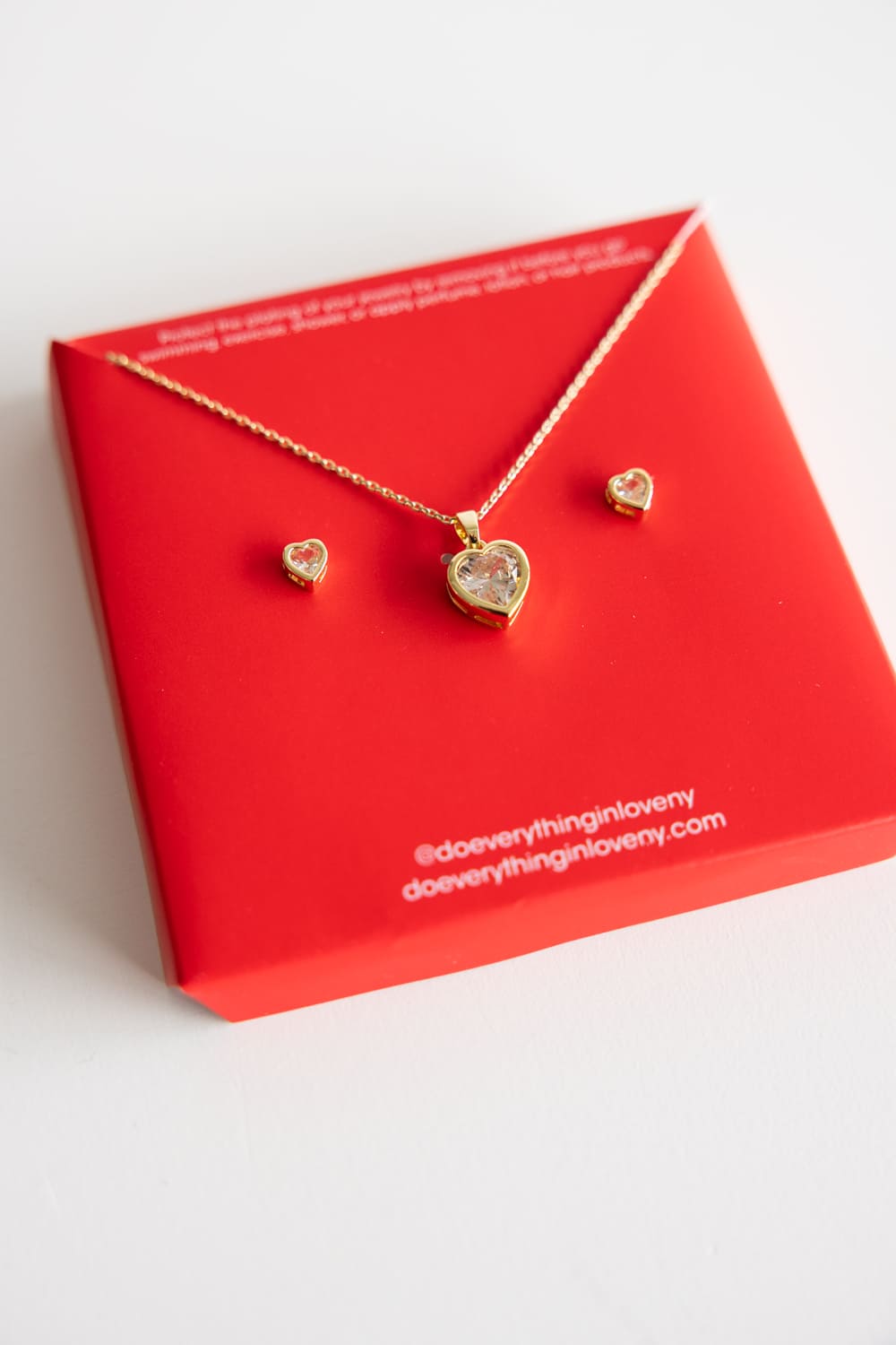 Heart Necklace & Earrings Set in Gold