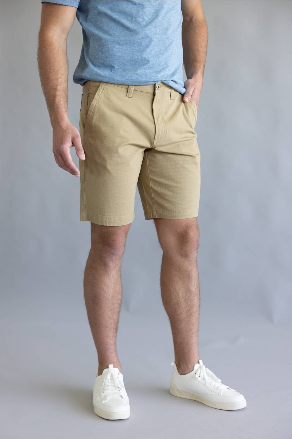 Weatherproof Vintage Ripstop Shorts for Men in Khaki 