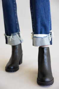 Risen High Rise Tummy Control Cuffed Straight Leg Jeans for Women