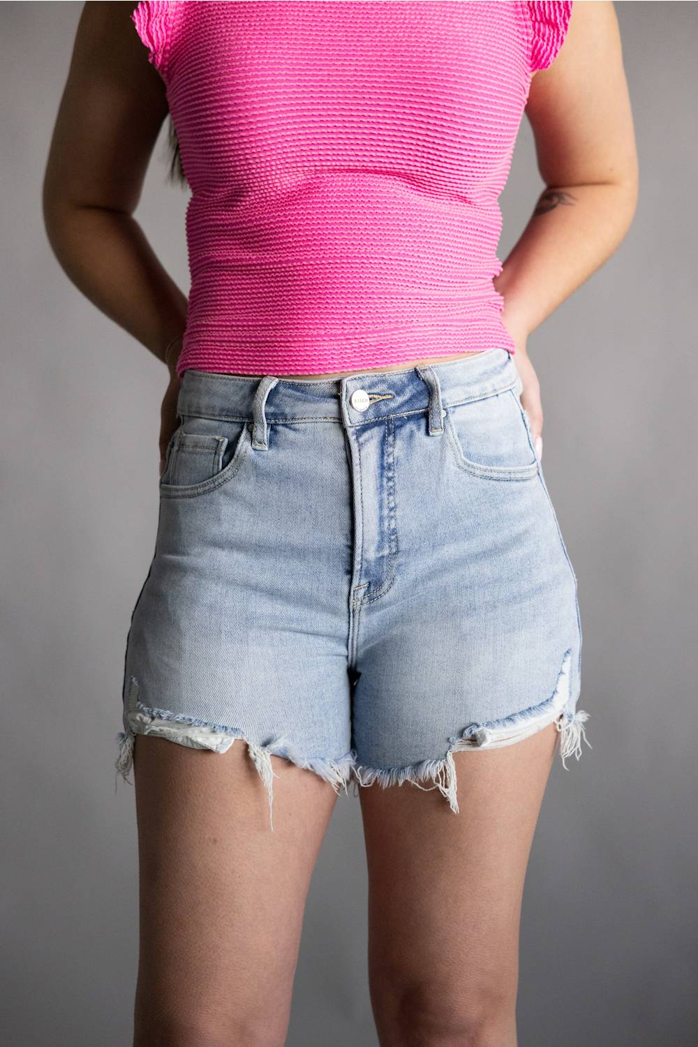 Risen High Rise Fray Hem Denim Shorts for Women