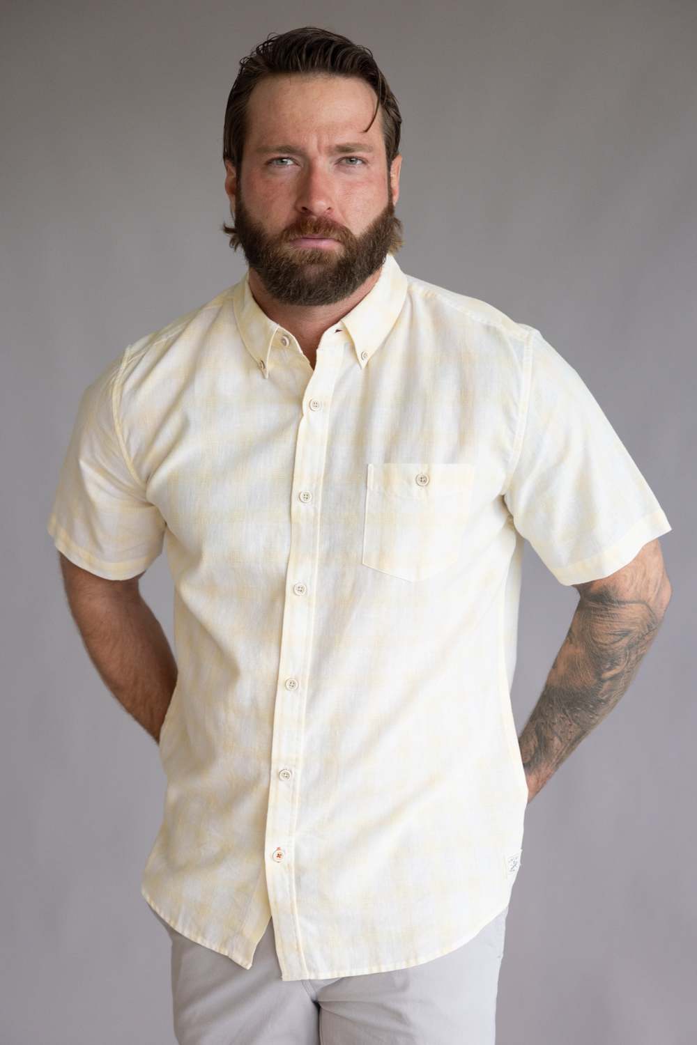 Weatherproof Vintage Cotton Plaid Button Down for Men in Lemon Gelato