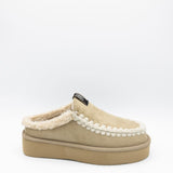 Shu Shop Trinity Clogs for Women in Natural