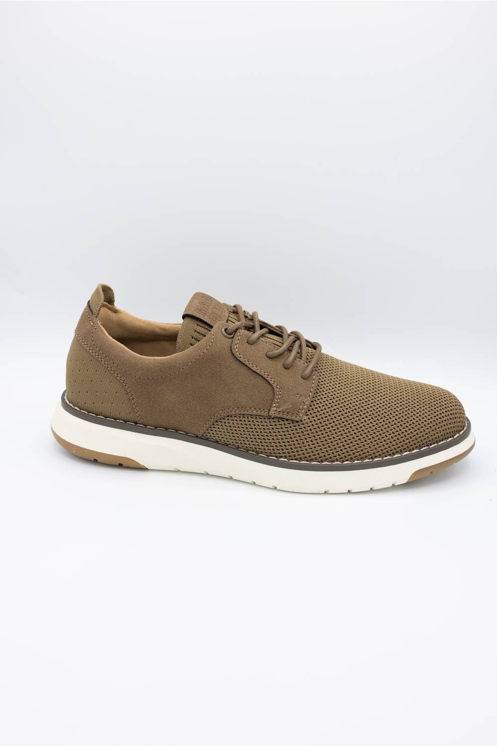 Steve Madden MRory Lace Up Shoes for Men in Tan