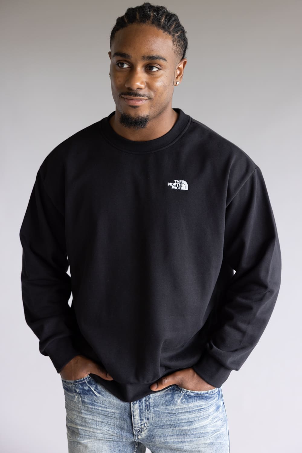 The North Face Evolution Oversized Crew Sweatshirt for Men in Black