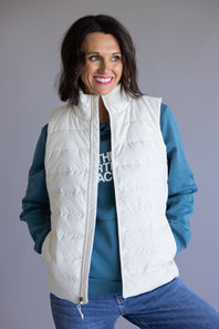 The North Face Aconcagua 3 Vest for Women in White Dune