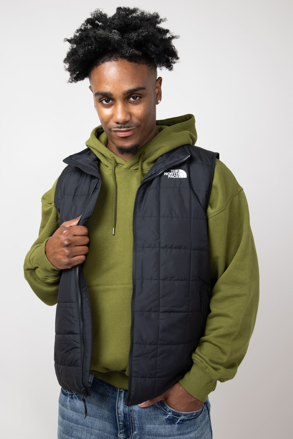 The North Face Junction Insulated Vest for Men in Black | NF0A88WJ