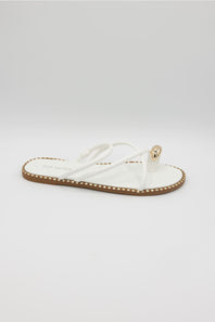Top Moda Mick toe loop slides white 