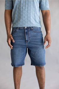 Truth + Triumph 10” Dark Wash Denim Shorts for Men