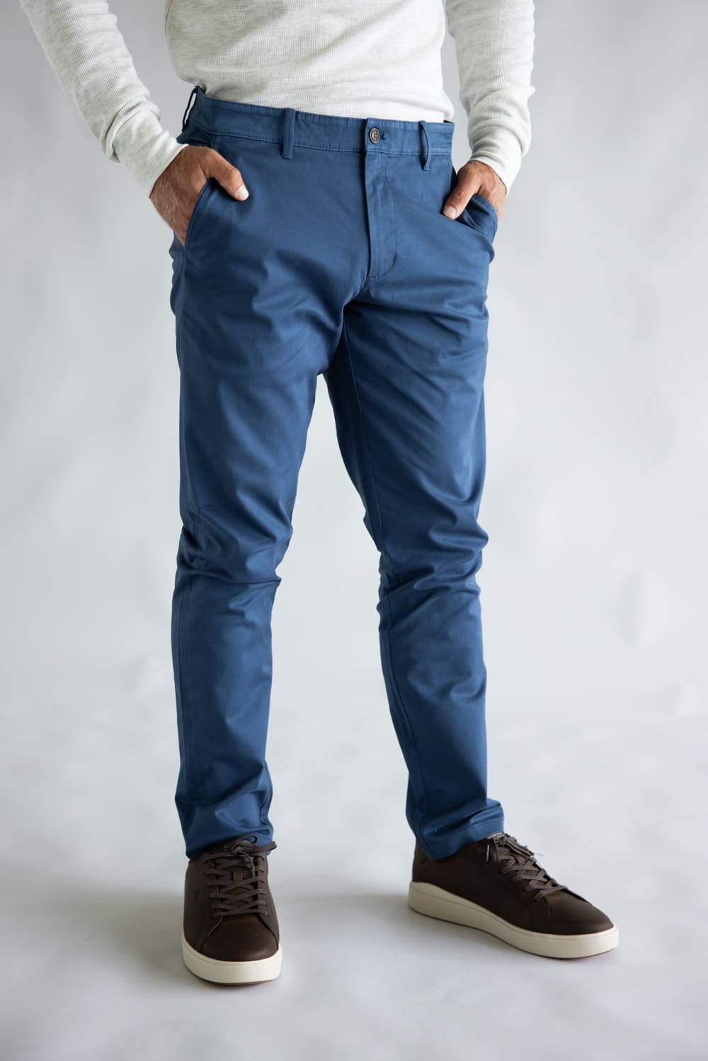 Weatherproof Vintage Leader Chino Pants for Men in Blue
