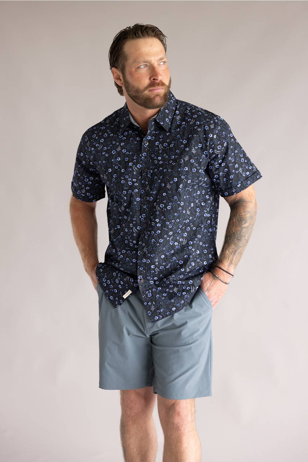 Weatherproof Vintage Poplin Button Up Shirt for Men in Poseidon Blue