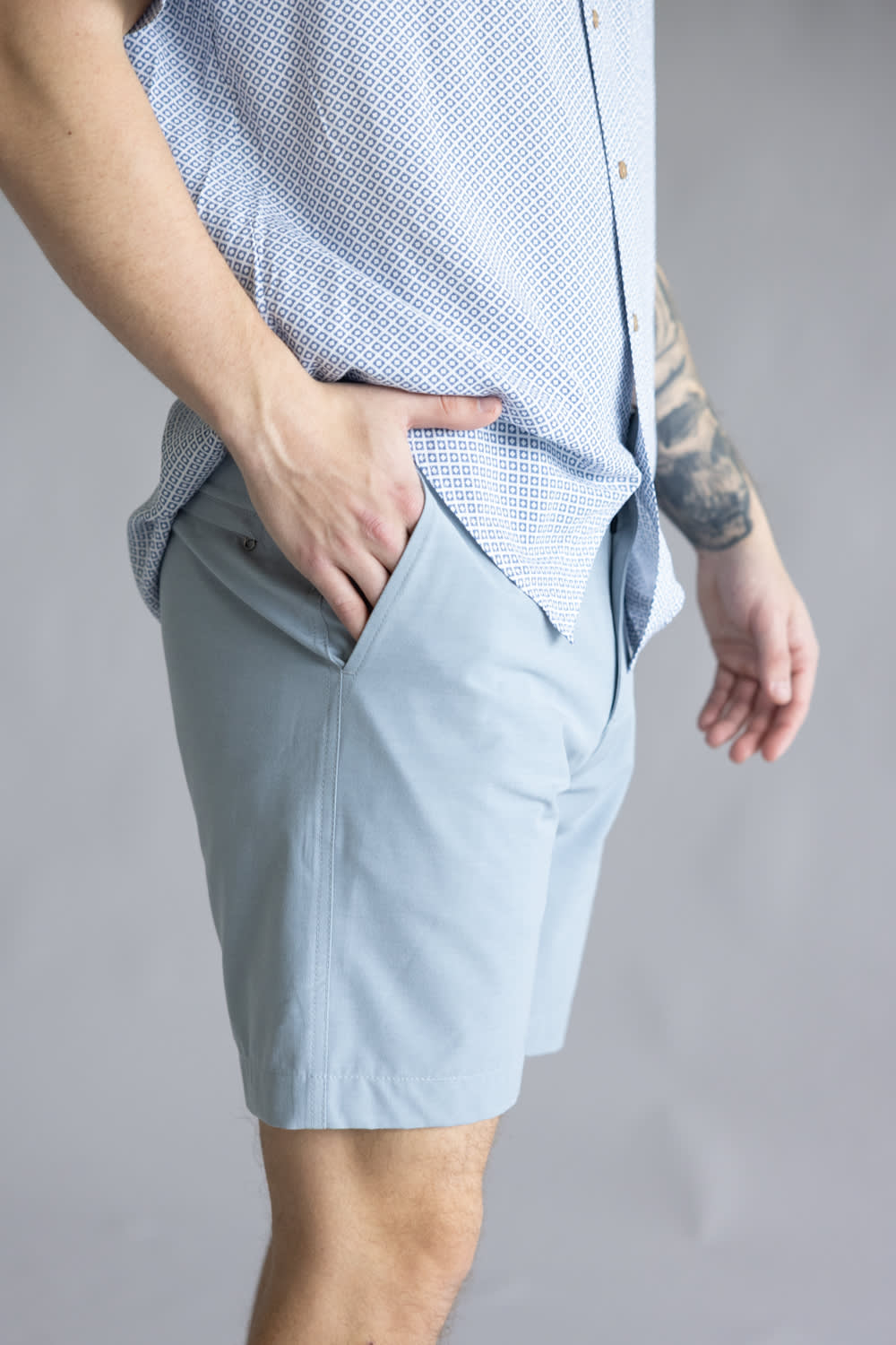 1897 Men 7” Shorts for Men in Grey Blue
