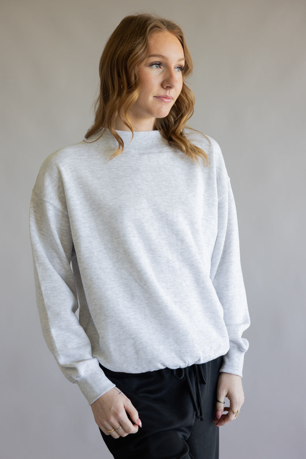 1897 Active Oversized Mock Neck Fleece Sweatshirt for Women in Ice Grey