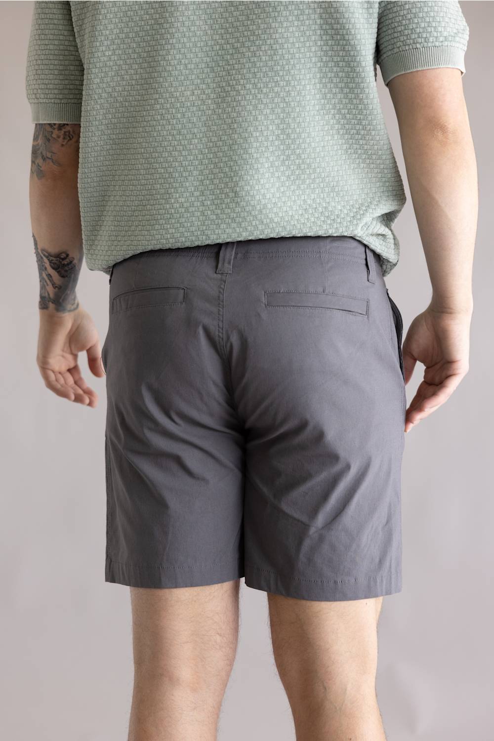 1897 Original Stretch Cotton Shorts for Men in Magnet