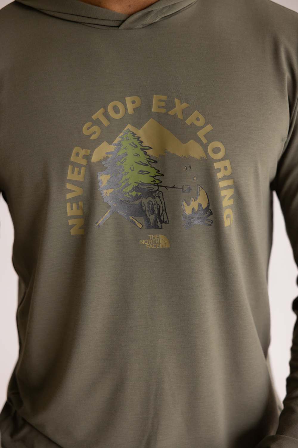The North Face Adventure Campfire Hoodie in Taupe Green | NF0A8GQ5-21L TPEGRN