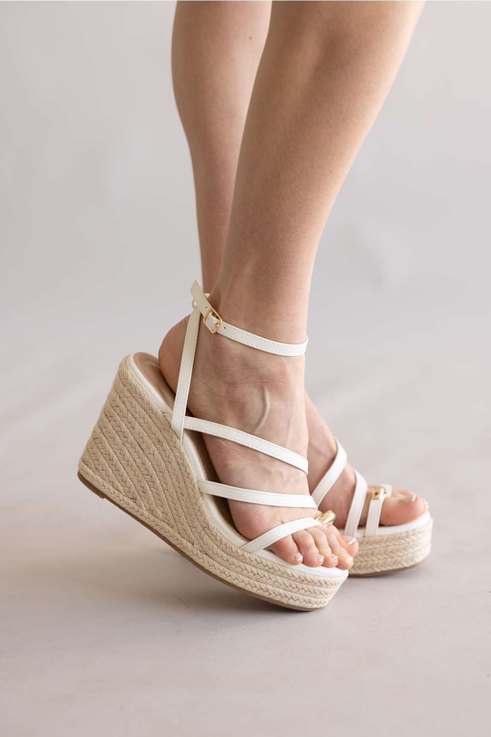 Berness Ralphine Toe Ring Espadrille Wedges for Women in White