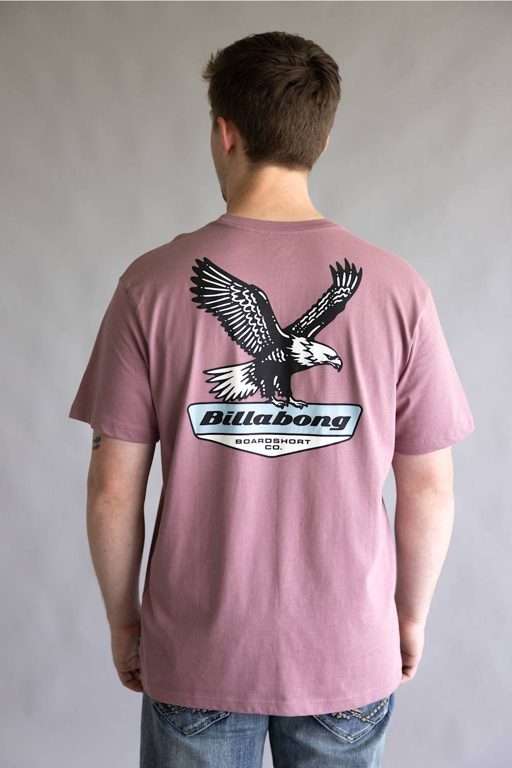 Billabong Snatch Premium T-Shirt for Men in Red Dahlia