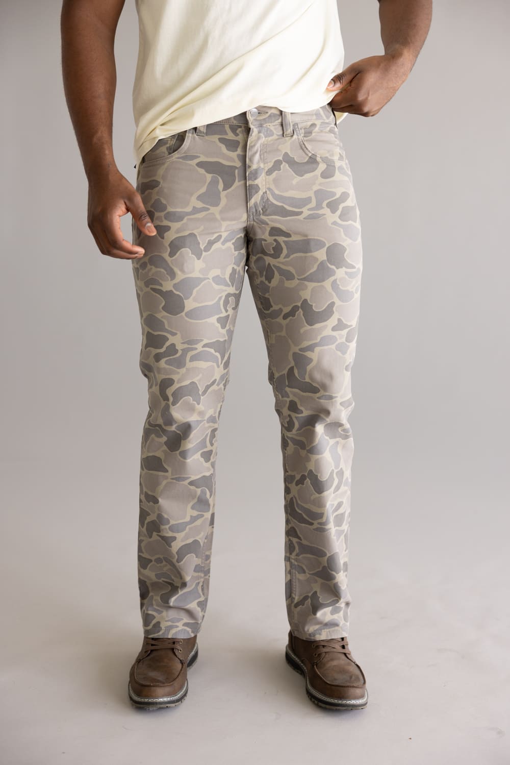 Carhartt Relaxed Straight Rigby Pants for Men in Camo | 102517-GM5
