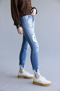 Cello Distressed Fray Ankle Cropped Skinny Jeans for Women
