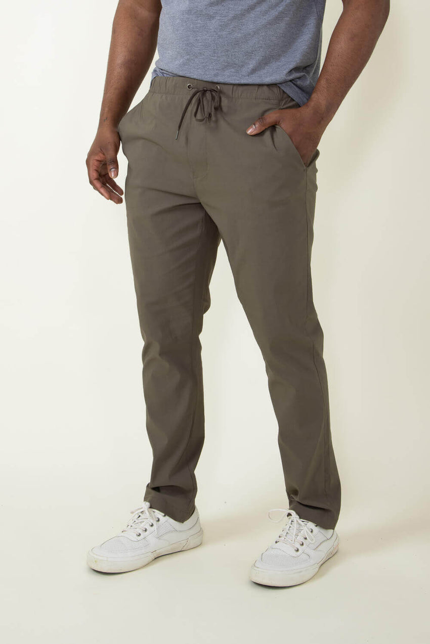 Copper & Oak Elastic File Tech Jogger Pants for Men in Mushroom Green ...